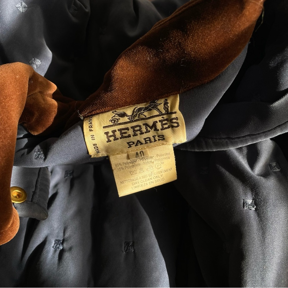 Beautiful Vintage Hermès Coat - Picture 2 of 6
